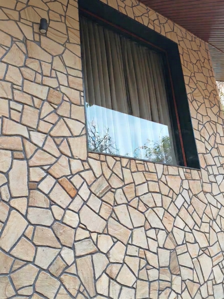Avaani Ivory Roman Fieldstone