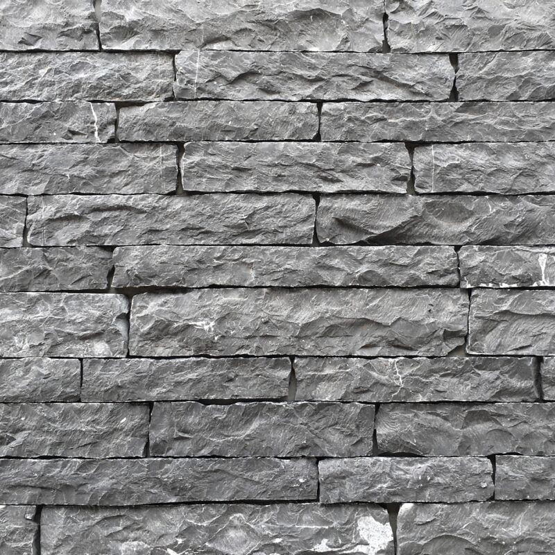 Avaani Blacksmith Ledgestone
